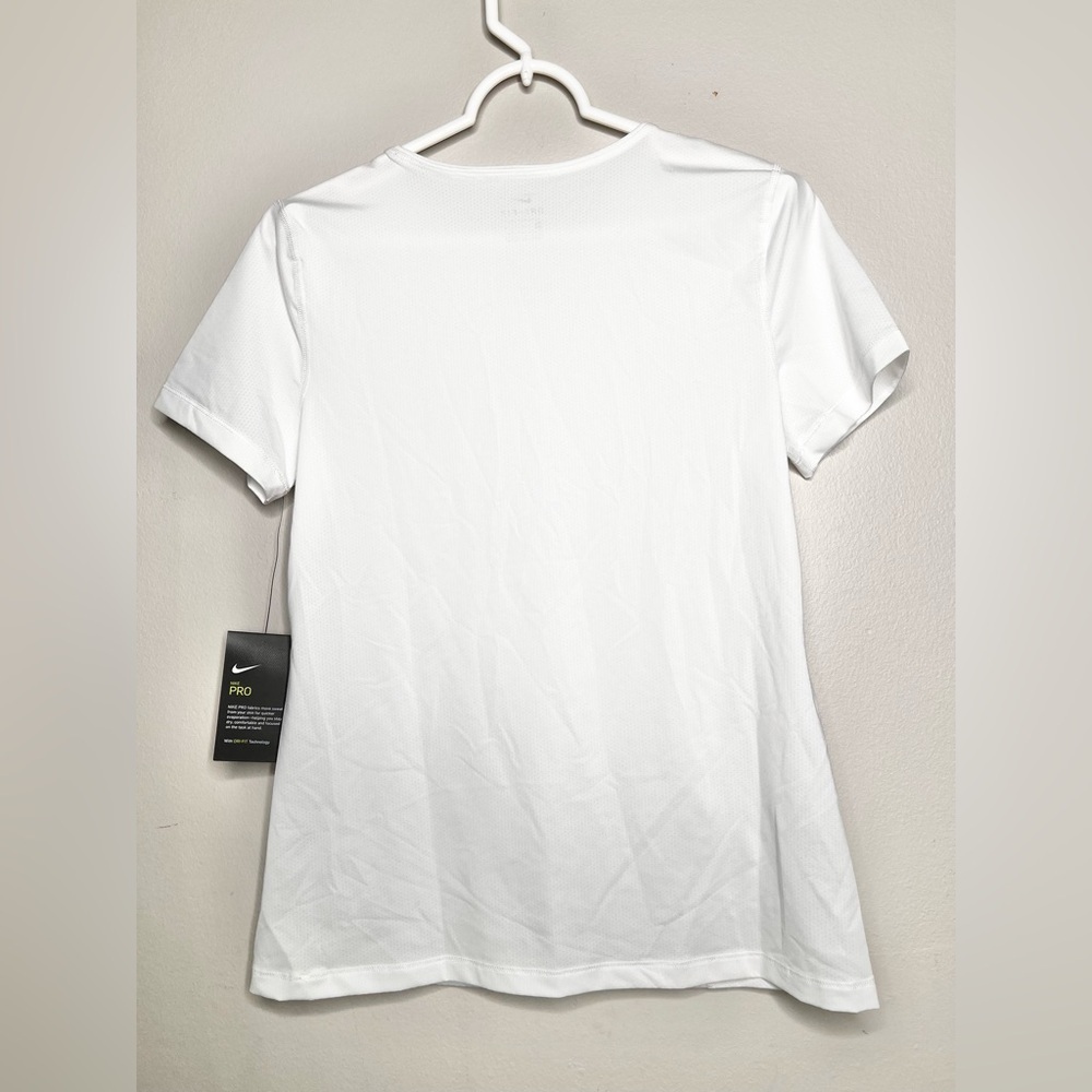 NWT Nike Dri-Fit Pro Mesh Training Top Short Sleeve Shirt White Size Medium - Picture 5 of 5